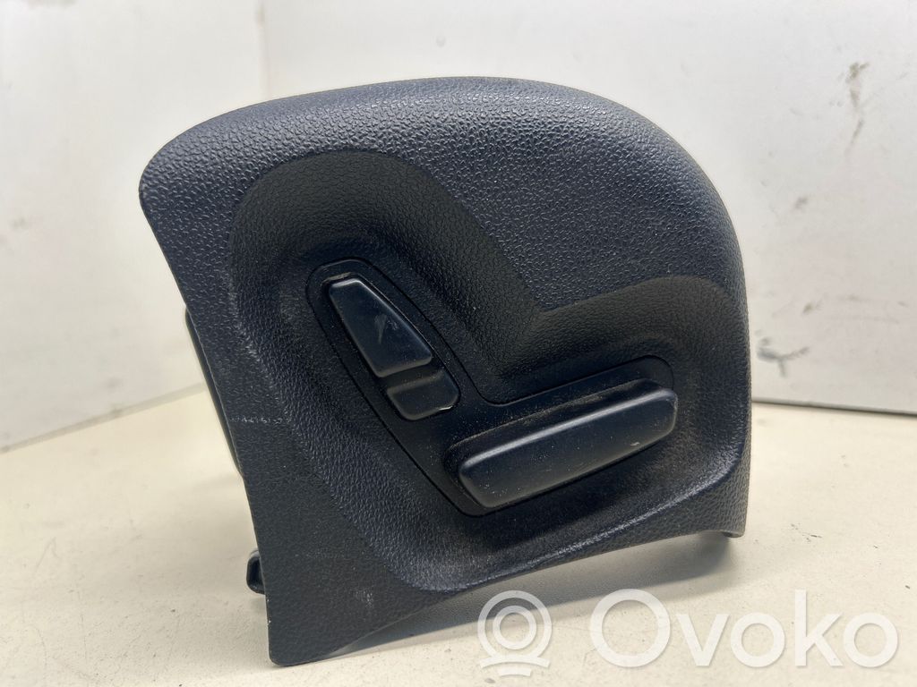 Mercedes-Benz E W211 Przyciski sterowania fotela 