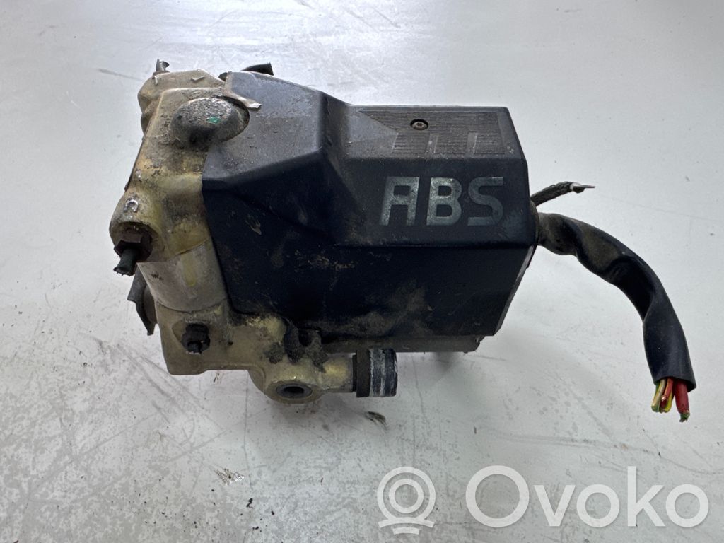 Mercedes-Benz E W124 ABS Blokas 