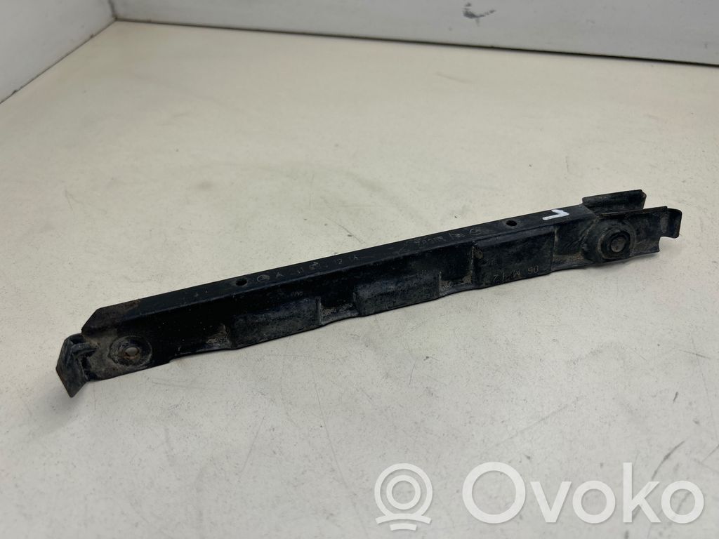 Mercedes-Benz E W211 Front bumper mounting bracket 