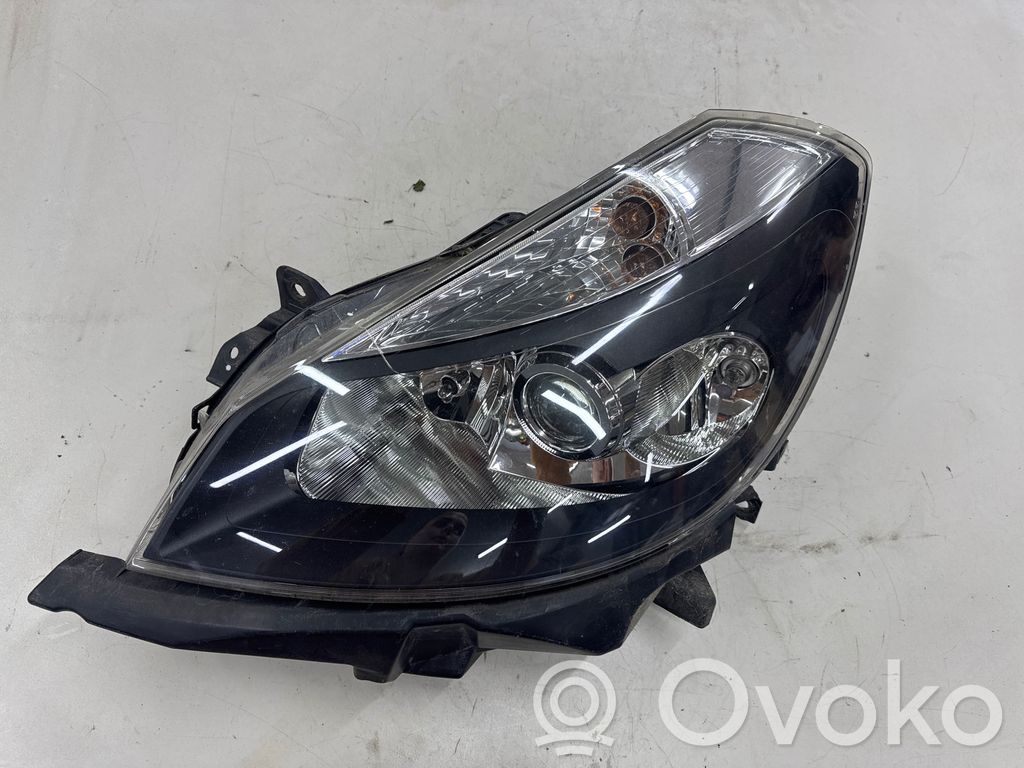 Renault Clio III Headlight/headlamp 