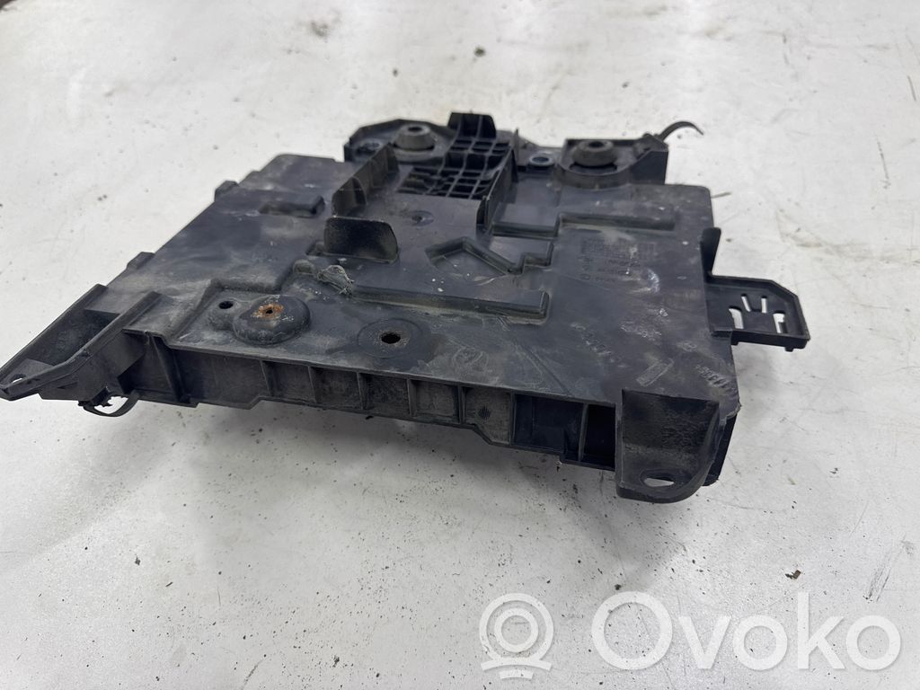 Renault Clio III Battery tray 