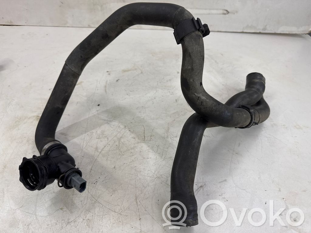 Volkswagen Golf VII Caurulīte (-es) / šļūtene (-es) 