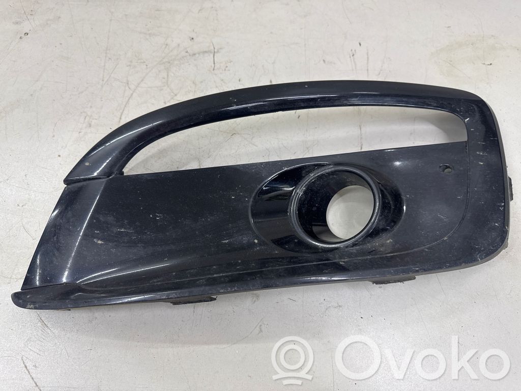 KIA Ceed Etusumuvalon ritilä 