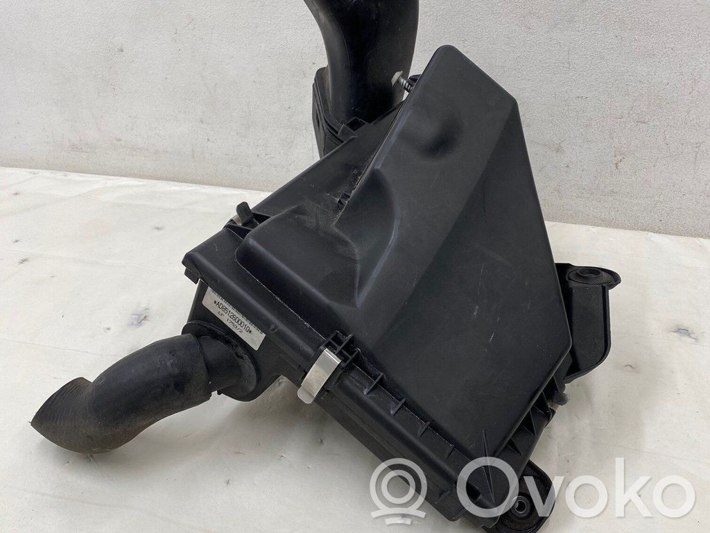 BMW 3 E90 E91 Air filter box 