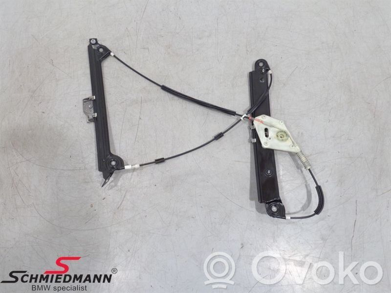BMW 1 E81 E87 Front door window regulator with motor 
