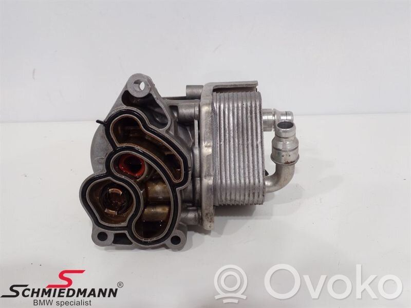 BMW 1 E81 E87 Oil filter mounting bracket 