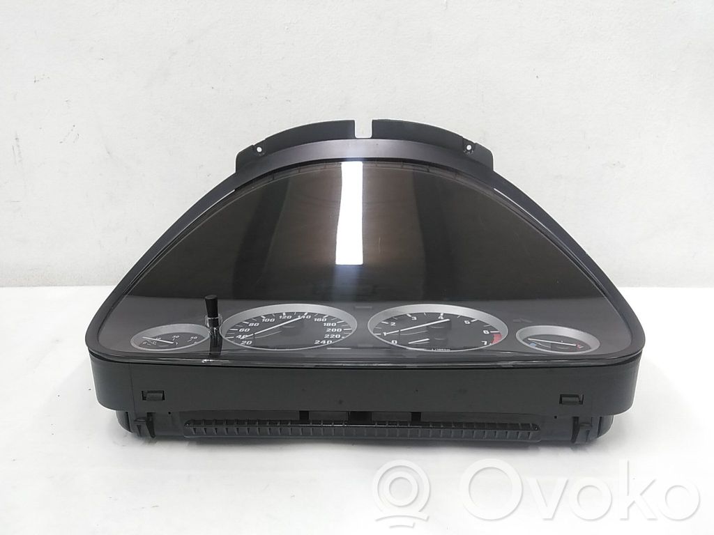 BMW 5 E39 Speedometer (instrument cluster) 