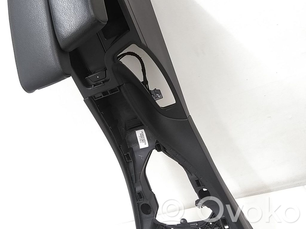 Armrest   51169133812