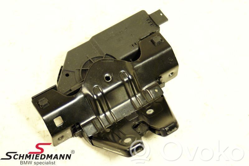 Central locking motor   51247840617