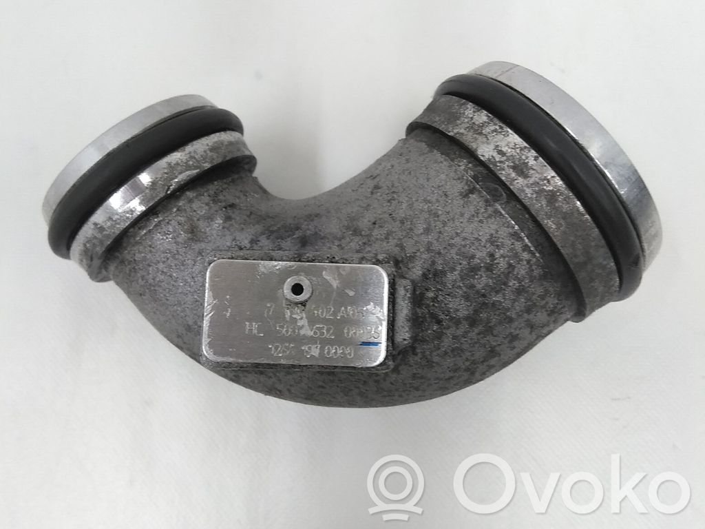 BMW 5 E60 E61 Muu moottoritilan osa 
