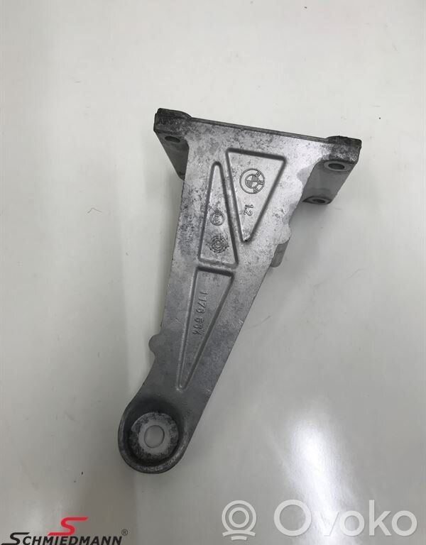 Engine mount bracket   11811176564