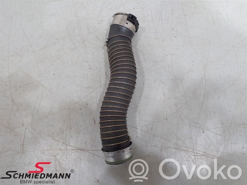 Intercooler hose/pipe   11617823887