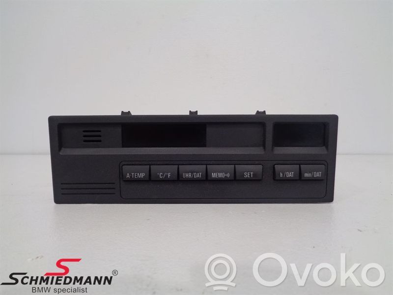 Screen/display/small screen   62138363579