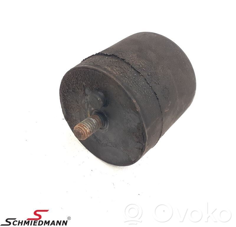 BMW 5 E34 Engine mount bracket 