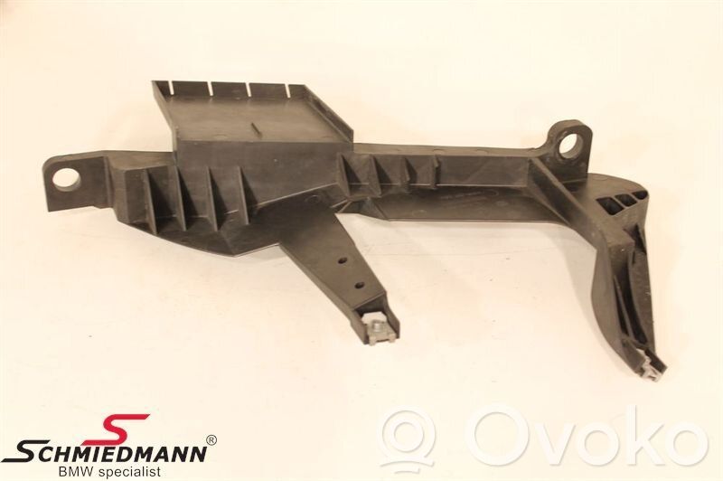 BMW X3 E83 Headlight/headlamp mounting bracket 
