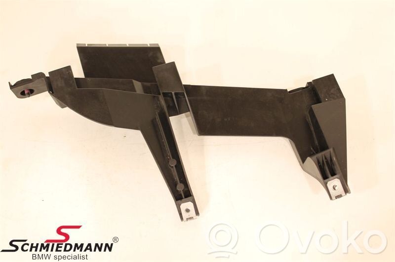 BMW X3 E83 Support phare frontale 