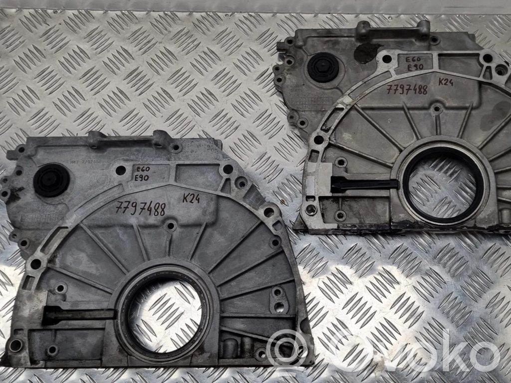 BMW 5 E60 E61 Timing belt guard (cover) 
