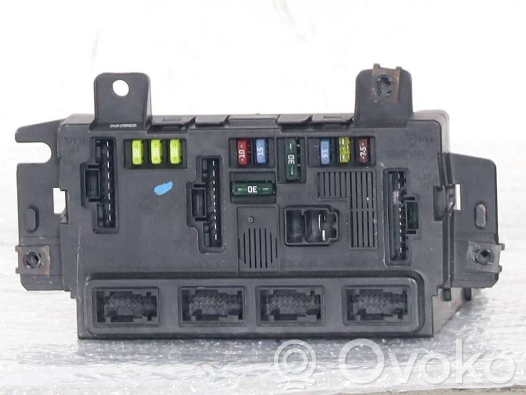 Fiat Panda II Sulakemoduuli 