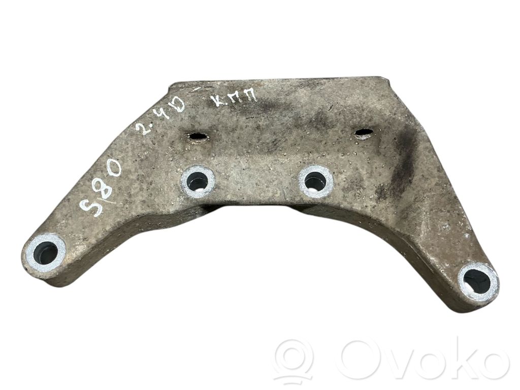 Volvo S80 Gearbox mounting bracket 
