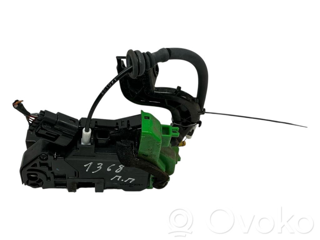 KIA Ceed Front door lock 