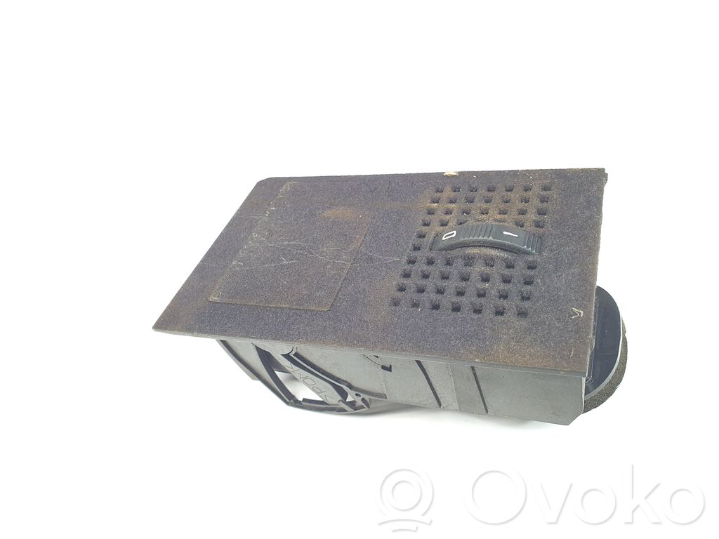 BMW 7 E65 E66 Otros repuestos del interior 