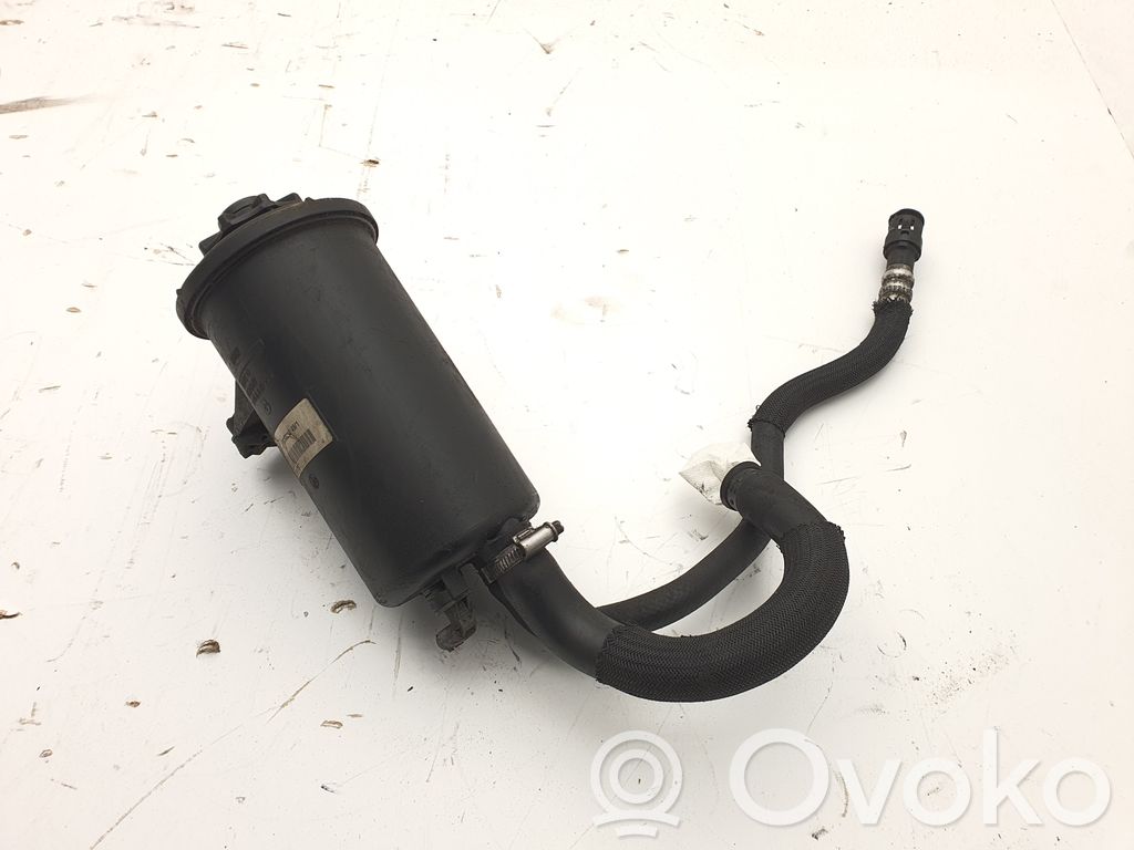 BMW 7 E65 E66 Ohjaustehostimen nestesäiliö 
