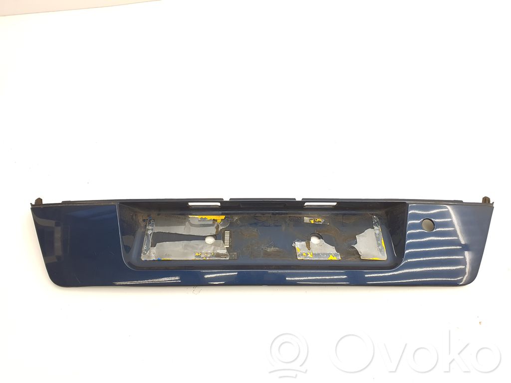 BMW 7 E38 Tailgate trim 