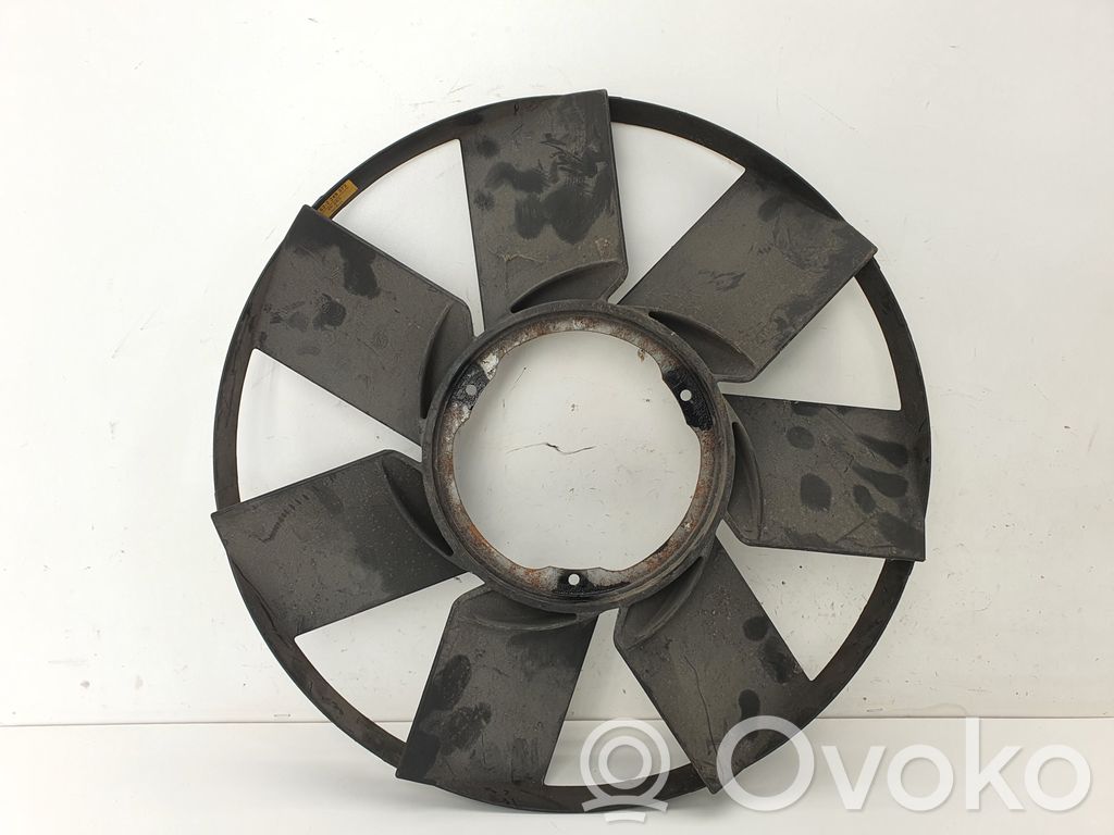 BMW 7 E65 E66 Ventiliatoriaus sparnuotė 