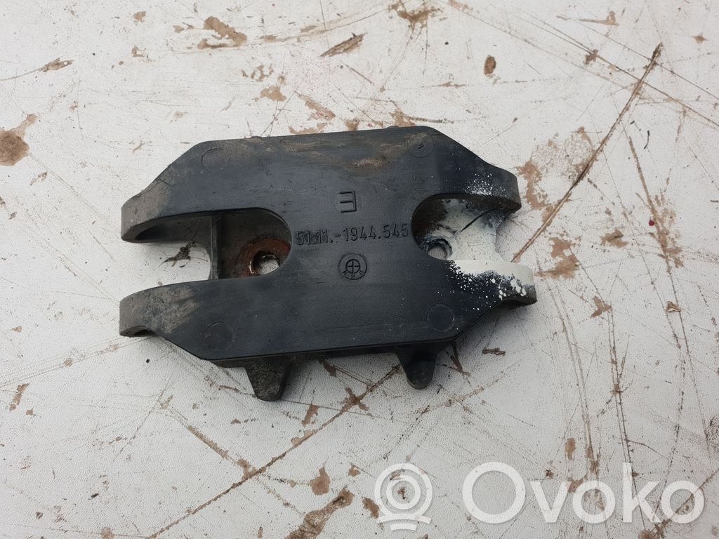 BMW 5 E34 Front bumper support beam 
