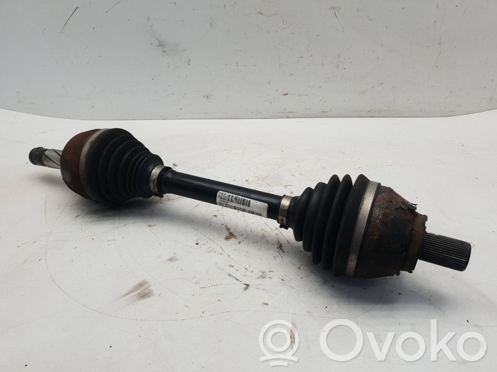 Volvo V60 Priekinis pusašis 
