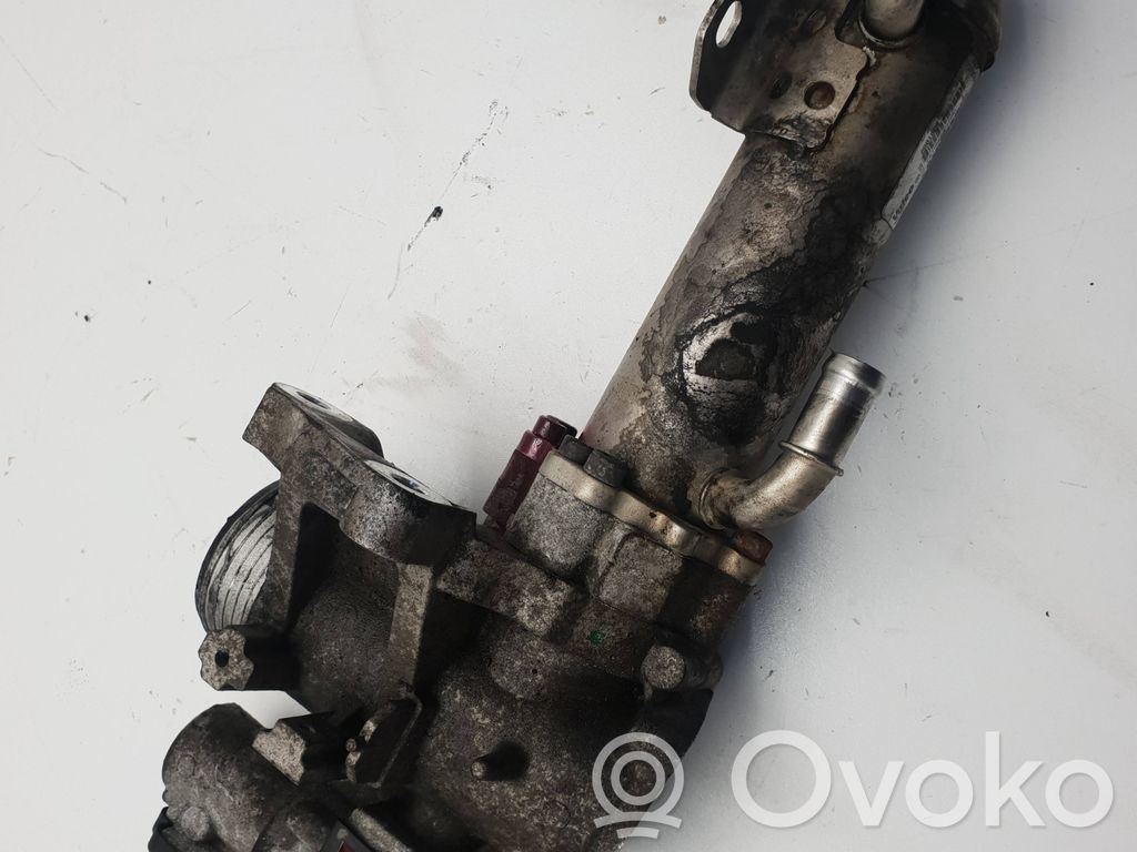 Volvo XC90 Refrigerador de la válvula EGR 