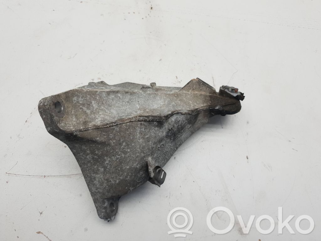 BMW 3 E90 E91 Engine mounting bracket 