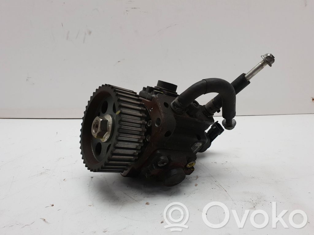 Opel Zafira C Degvielas sūknis 