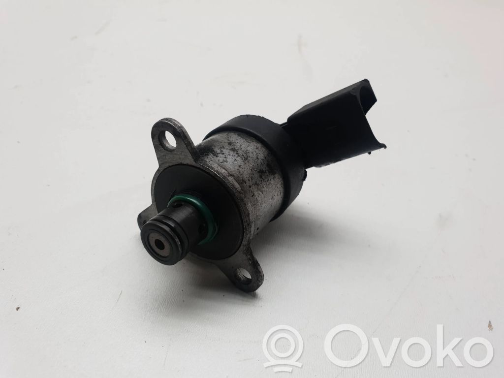 BMW X3 E83 Fuel pressure sensor 