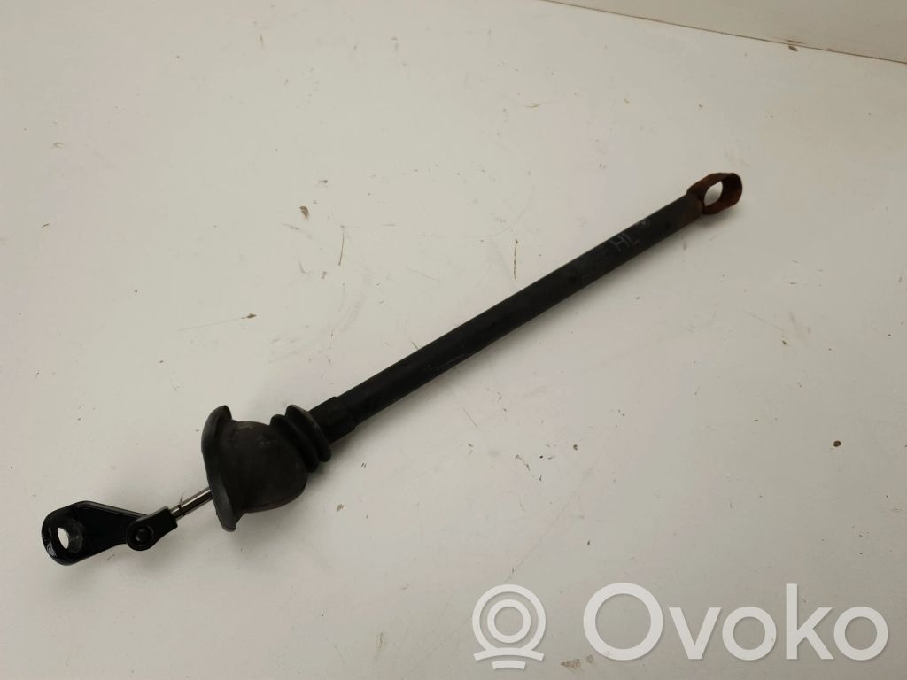 BMW 7 E65 E66 Takaoven pidätin 