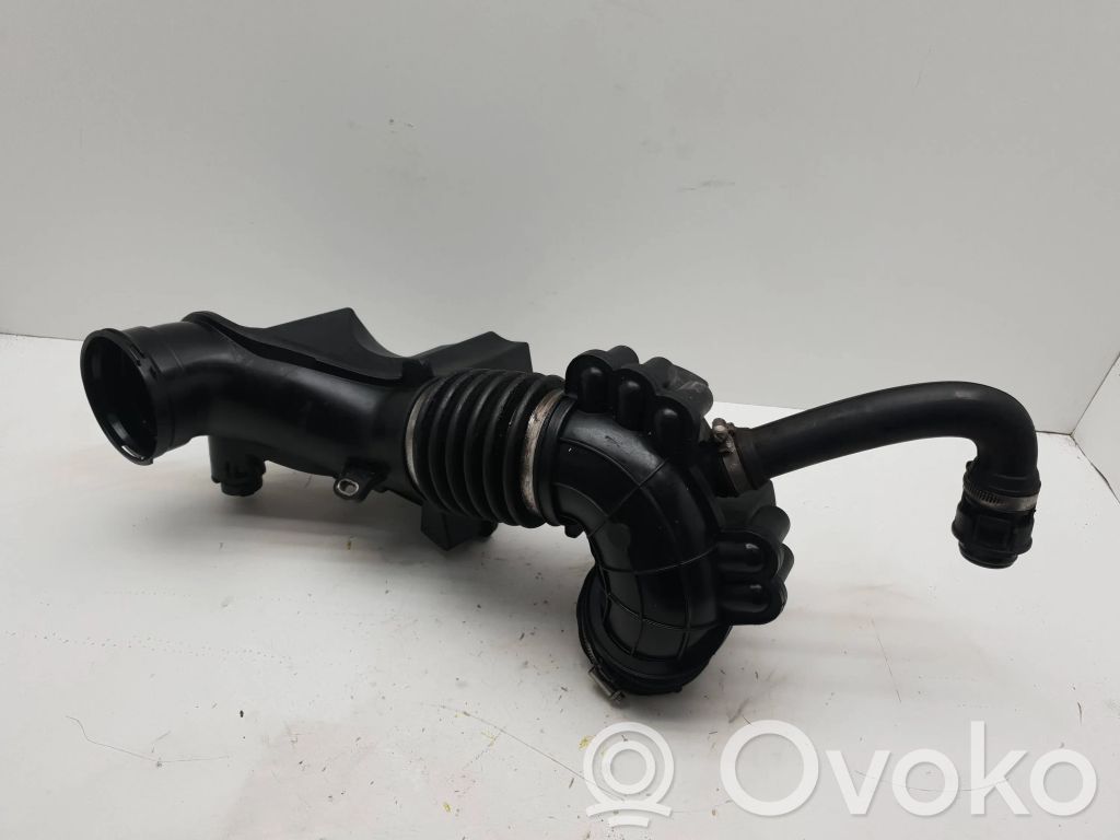 BMW 3 F30 F35 F31 Część rury dolotu powietrza 