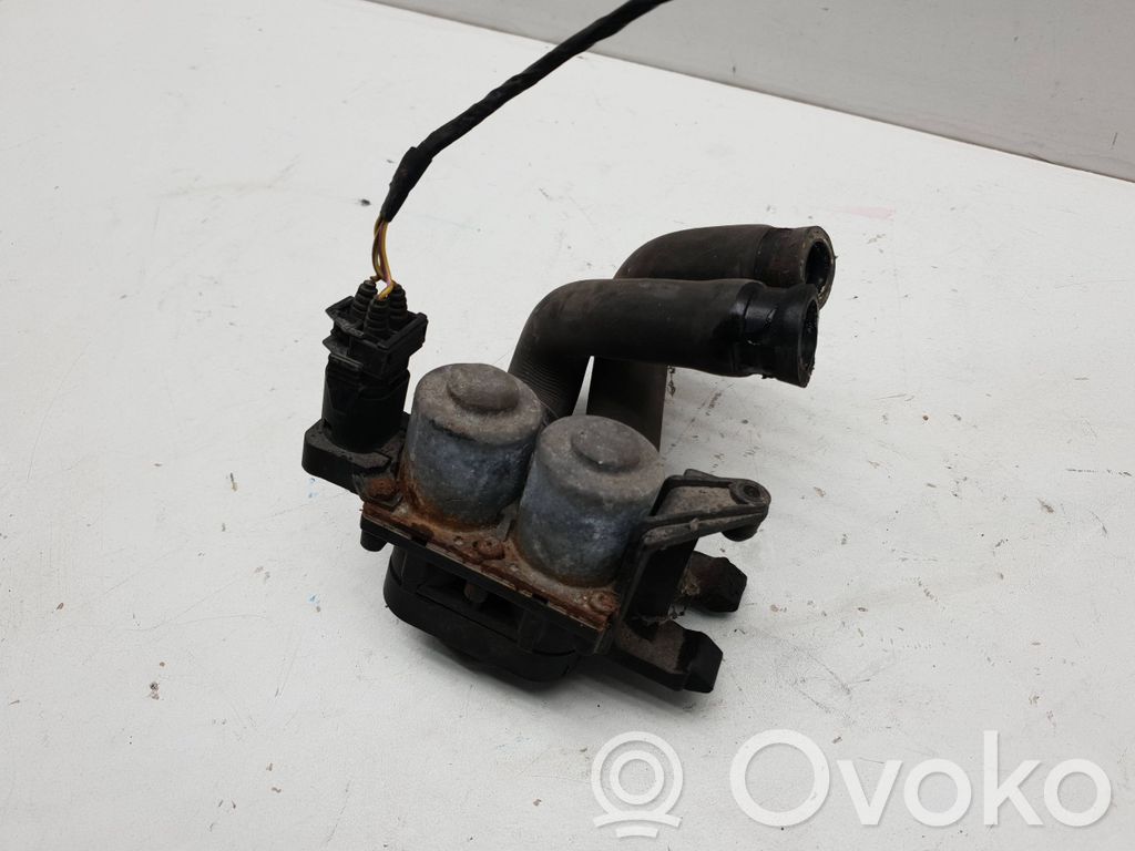 BMW 3 E36 Apsildes radiatora vārsts (-i) 