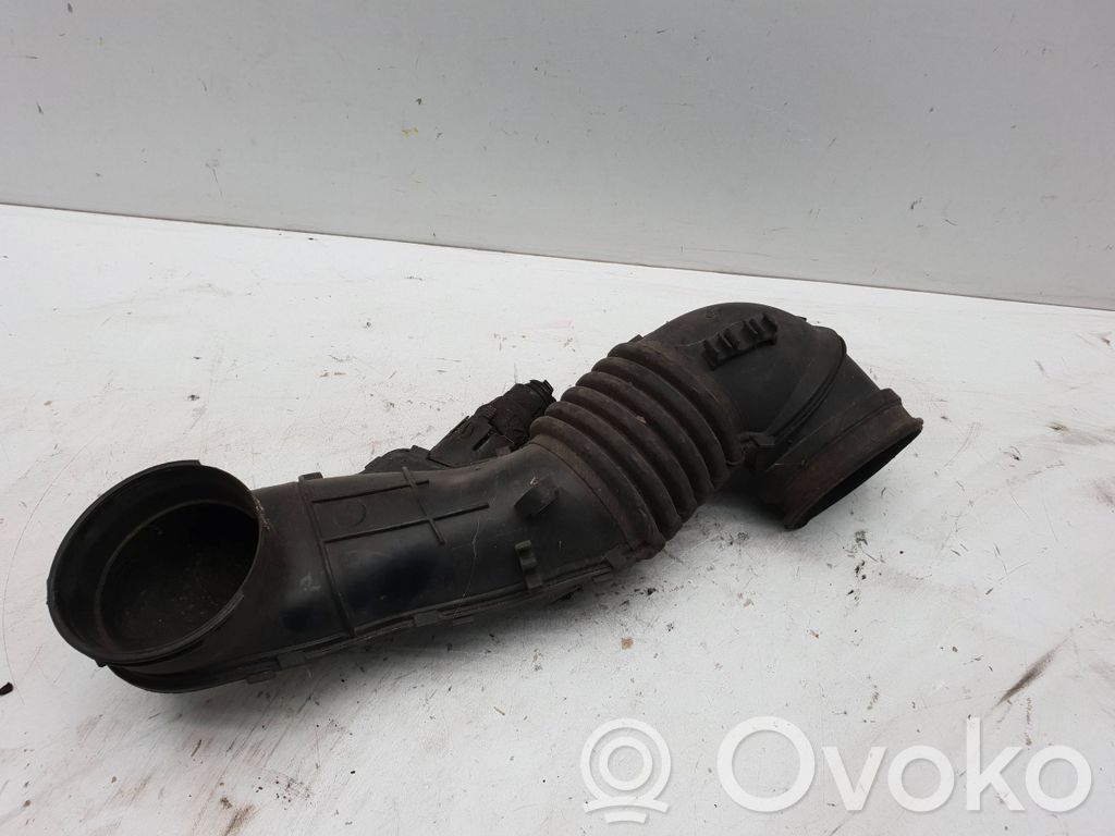 BMW 1 E81 E87 Schlauch / Leitung Ladeluftkühler 