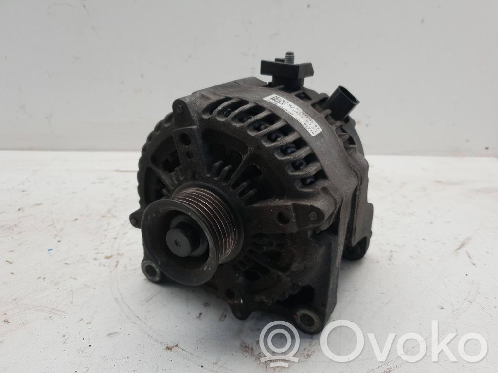 BMW 2 F22 F23 Generatorius 