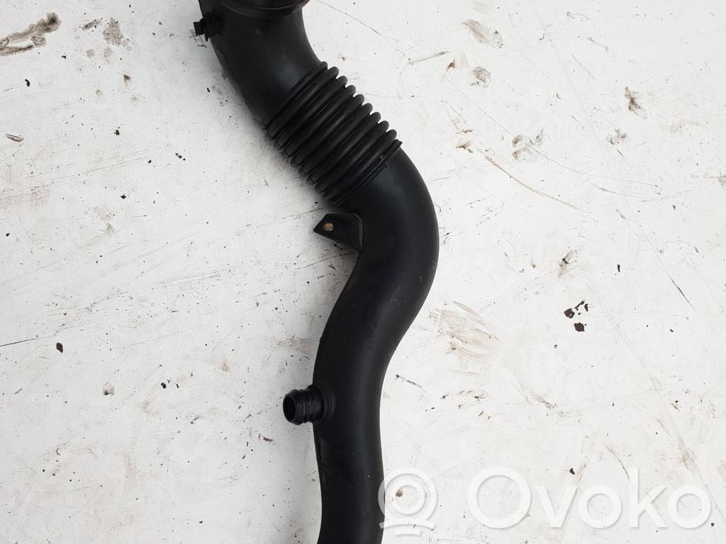 BMW 7 E65 E66 Air intake duct part 
