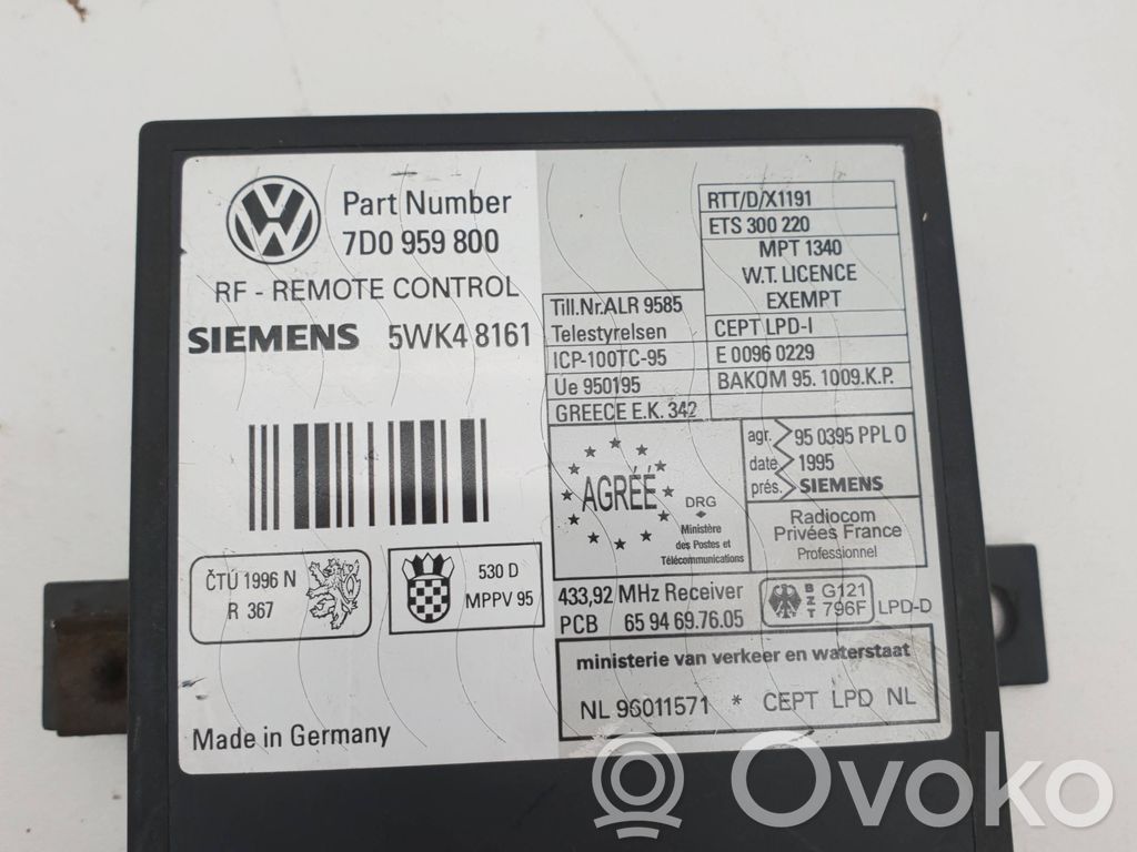 Volkswagen Transporter - Caravelle T4 Door central lock control unit/module 