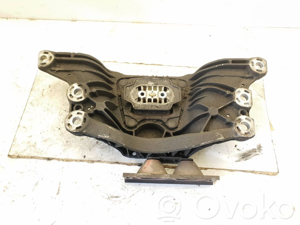 Audi A6 S6 C6 4F Gearbox mounting bracket 