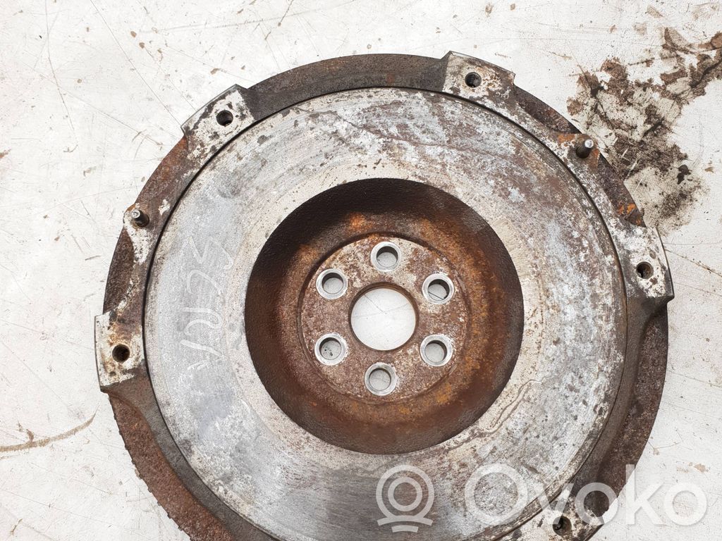 Ford Fiesta Vauhtipyörä 