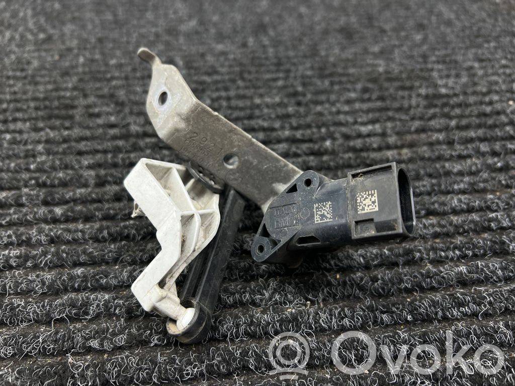 BMW 3 G20 G21 Czujnik poziomowania tylnego zawieszenia pneumatycznego 