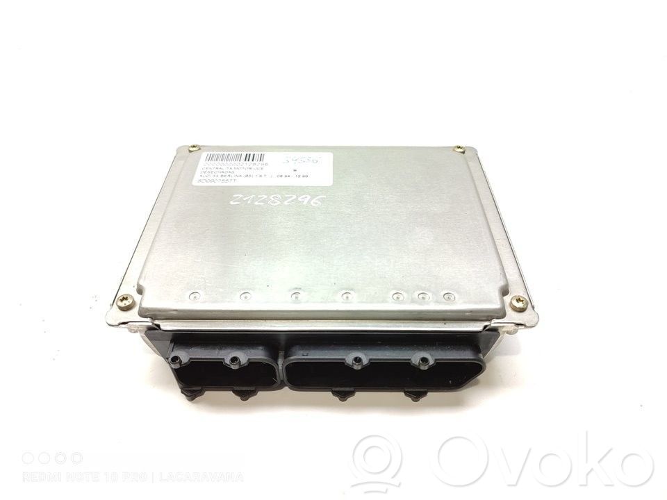 Engine control unit/module   8D0907557T