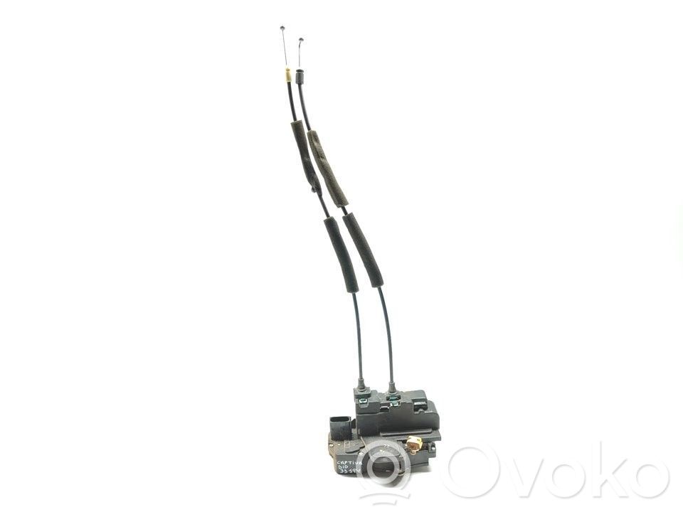 Chevrolet Captiva Front door lock 