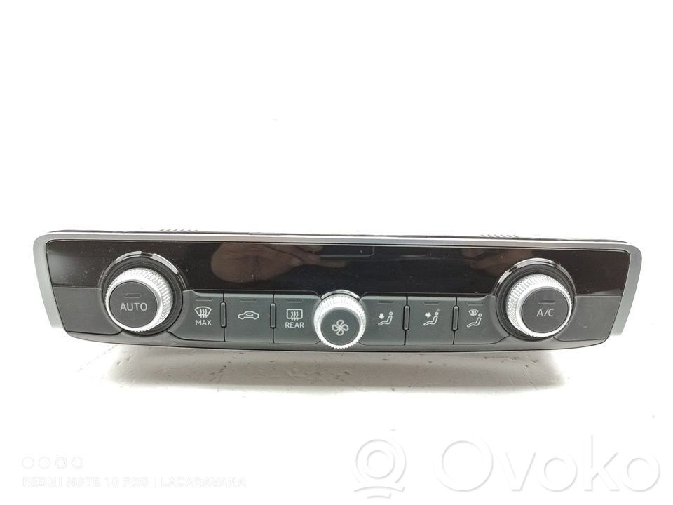 Audi A1 Climate control unit 