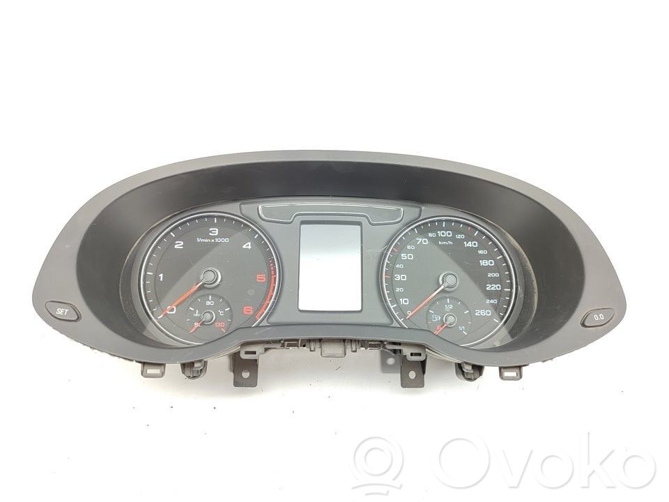 Audi Q3 8U Speedometer (instrument cluster) 