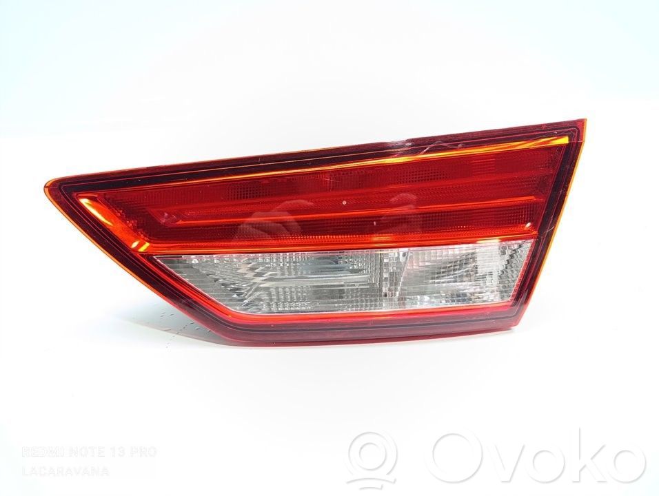 Seat Leon (5F) Aizmugurējais lukturis pārsegā 