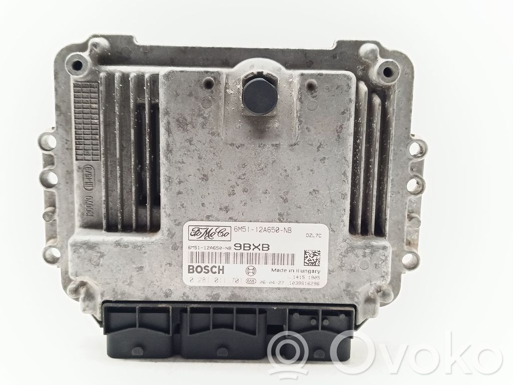 Unidad de control/módulo del motor   6M5112A650NB